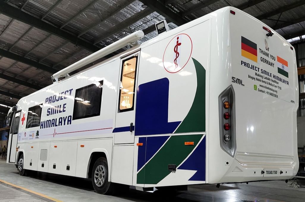 JCBL's Mobile Dental Clinic Brings Advanced Care To Ladakh's Remote Villages